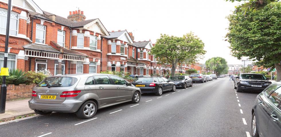 			2 Bedroom, 1 bath, 1 reception Flat			 Valetta Road , WENDELL PARK